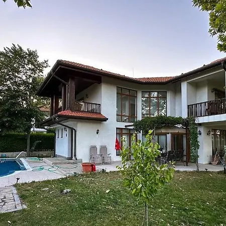Beautiful And Quiet Family * Kableshkovo (Burgas)